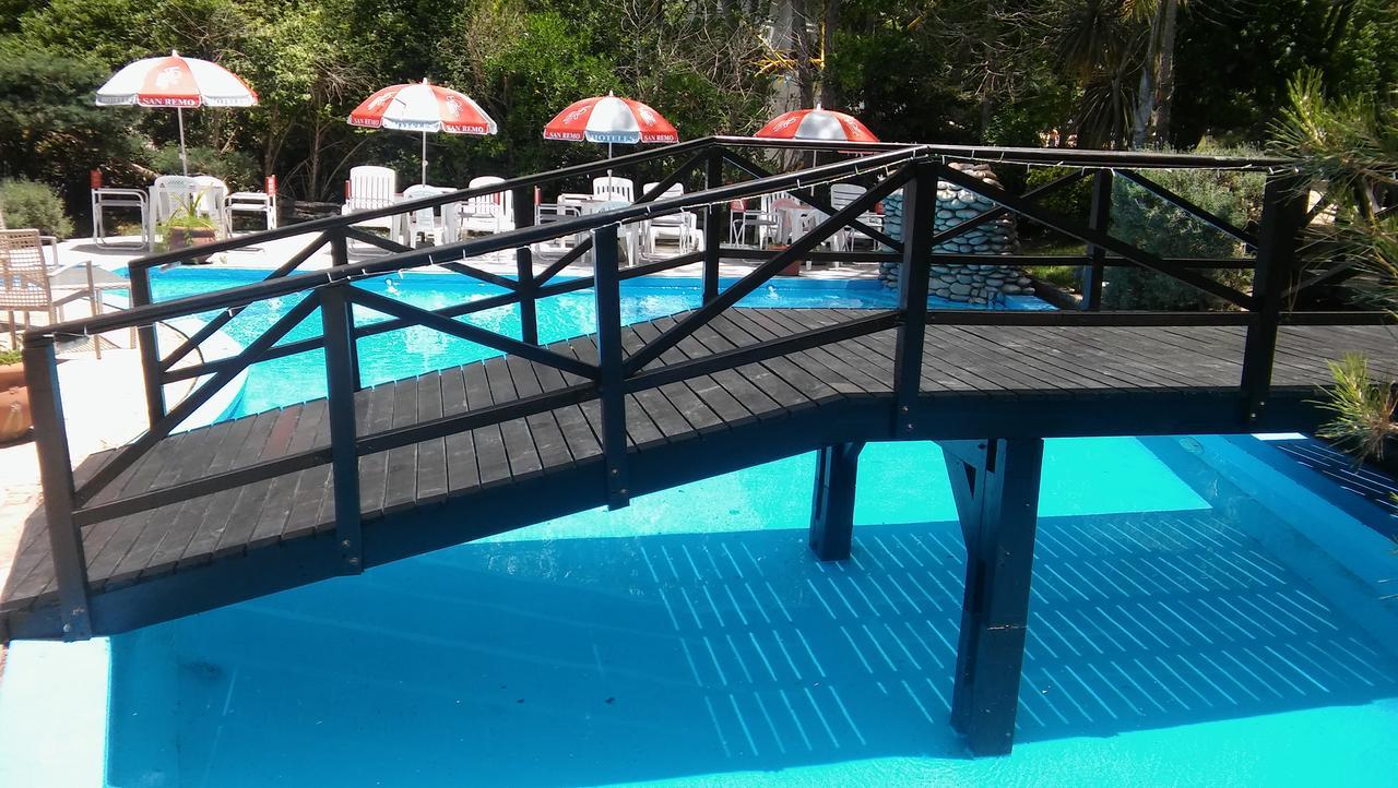San Remo Villa Corral Apart Carilo Bagian luar foto